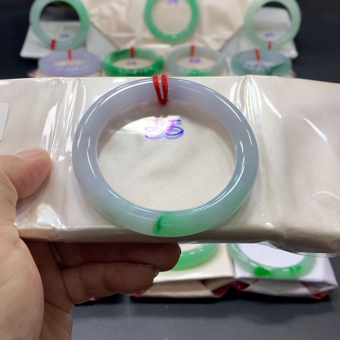 翡翠未镶嵌手镯55圈口