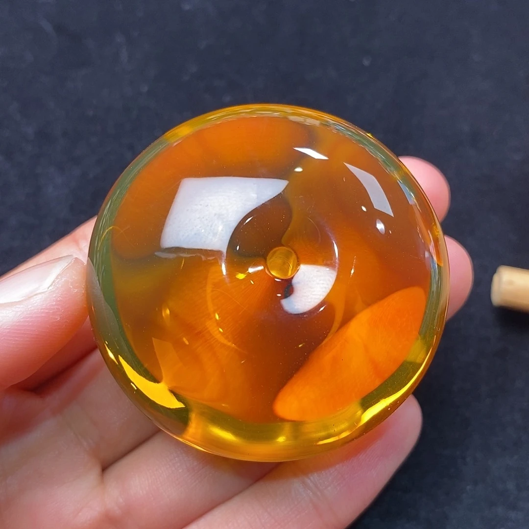 未镶嵌颈饰琥珀31克
