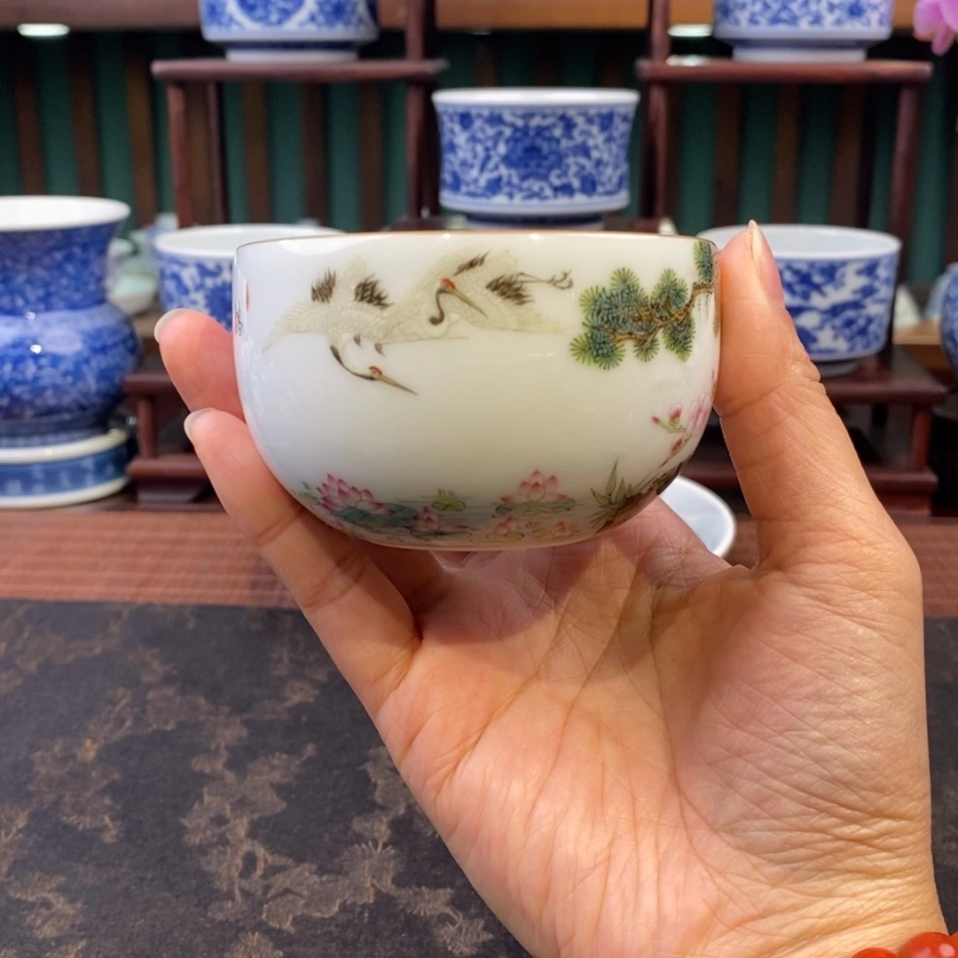 慎静斋柴胎粉彩仙鹤杯