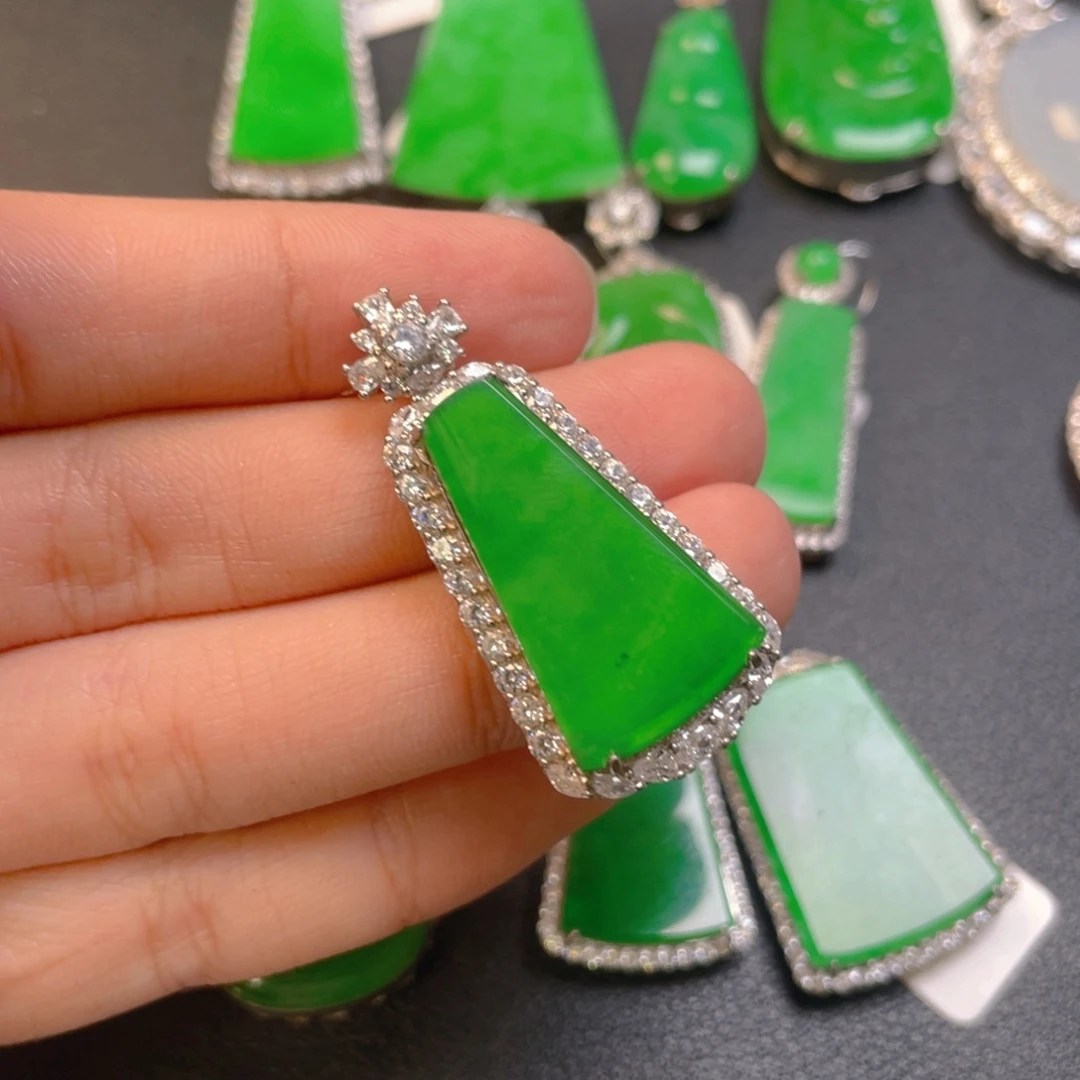 翡翠银S925镶嵌颈饰