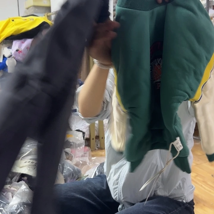 100尺码宽面皮扣款