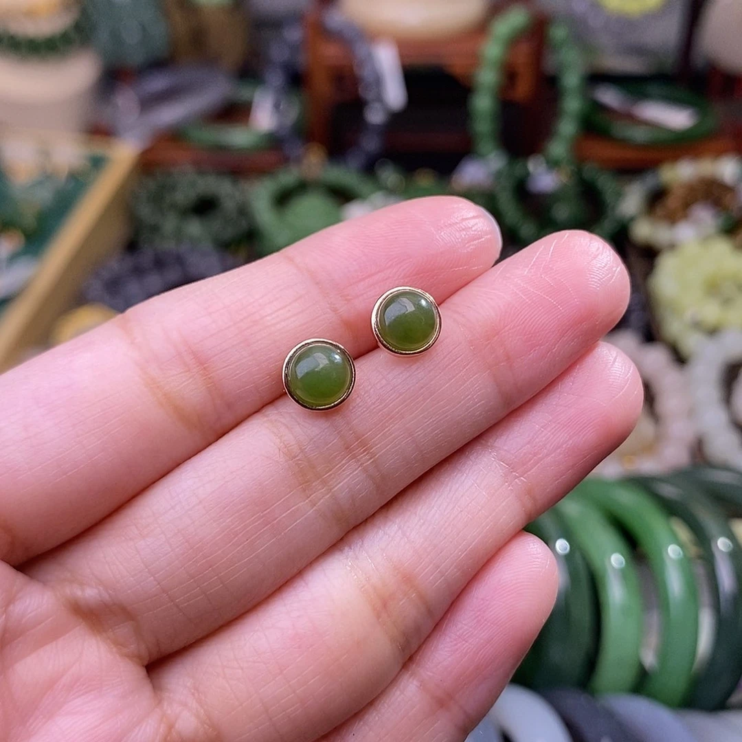 和田玉早间福利碧玉耳钉未镶嵌