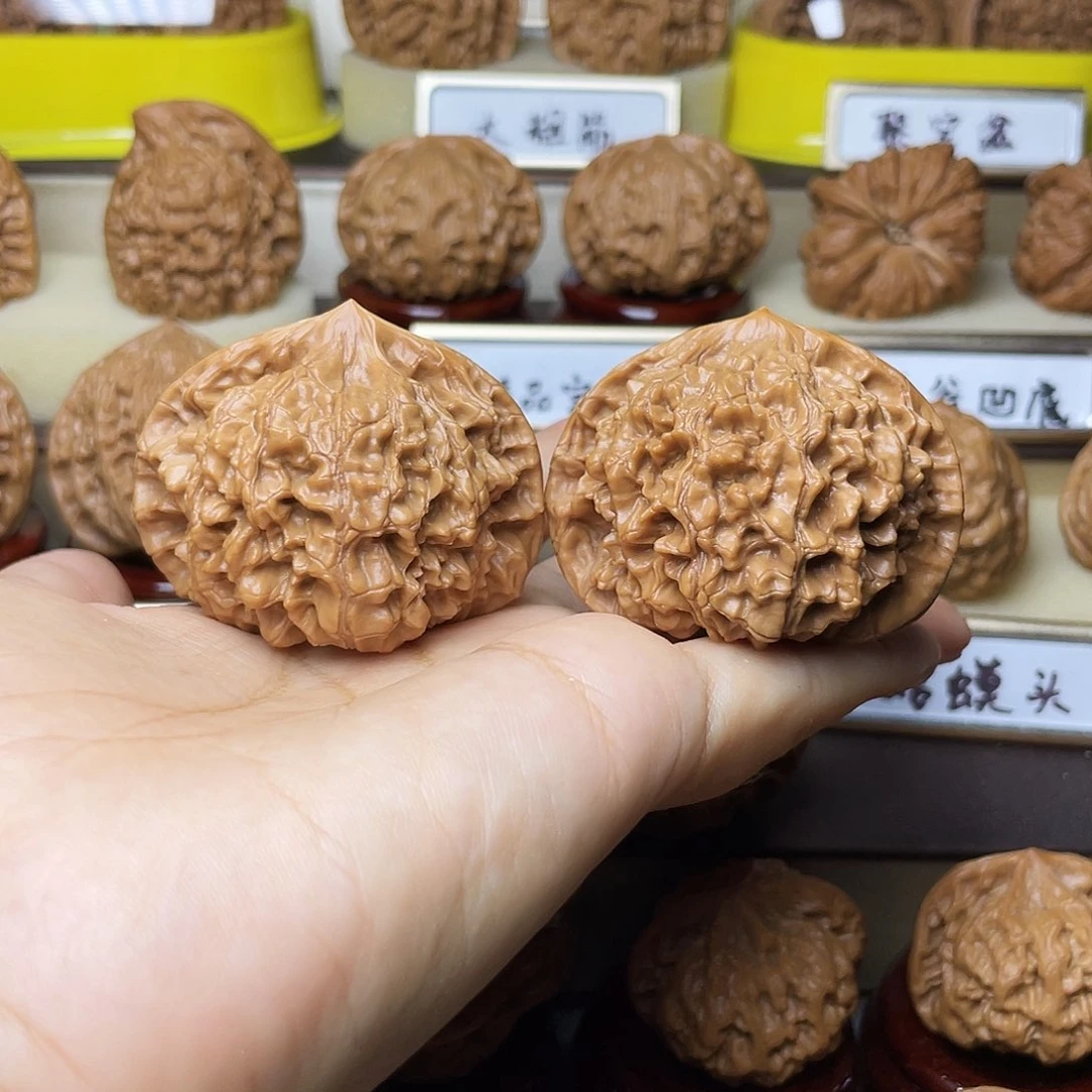 把件文玩核桃金****修官帽49左右