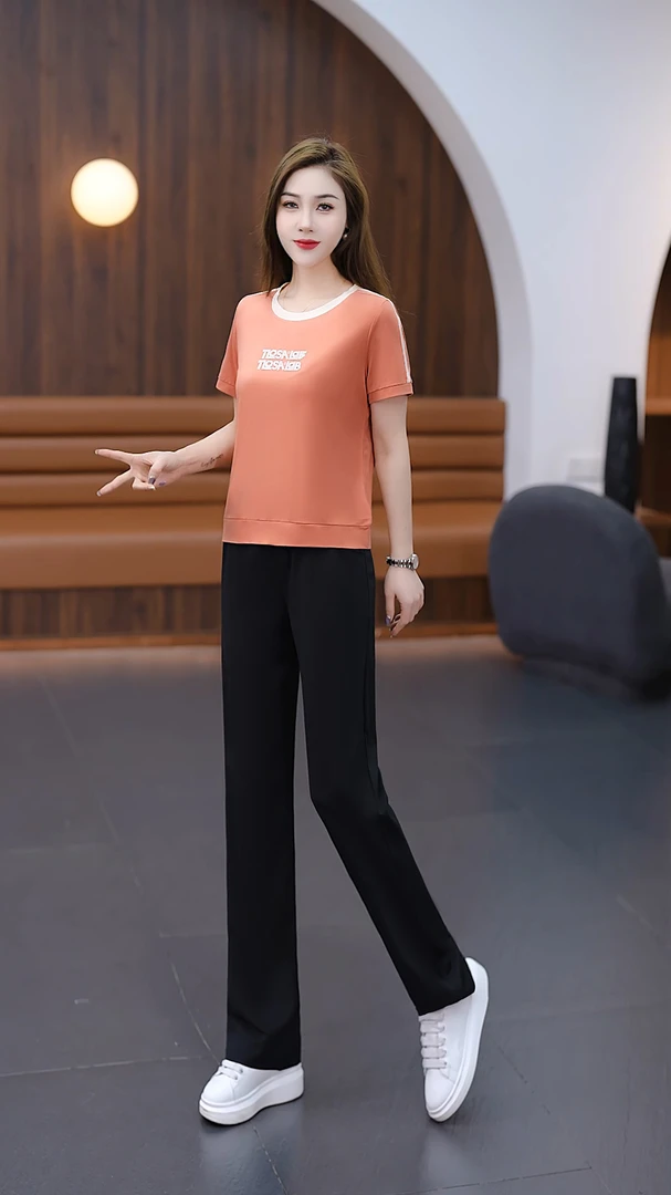 《霞姐服饰》夏季新款短袖圆领运动休闲套装两件套减龄女货号：2529