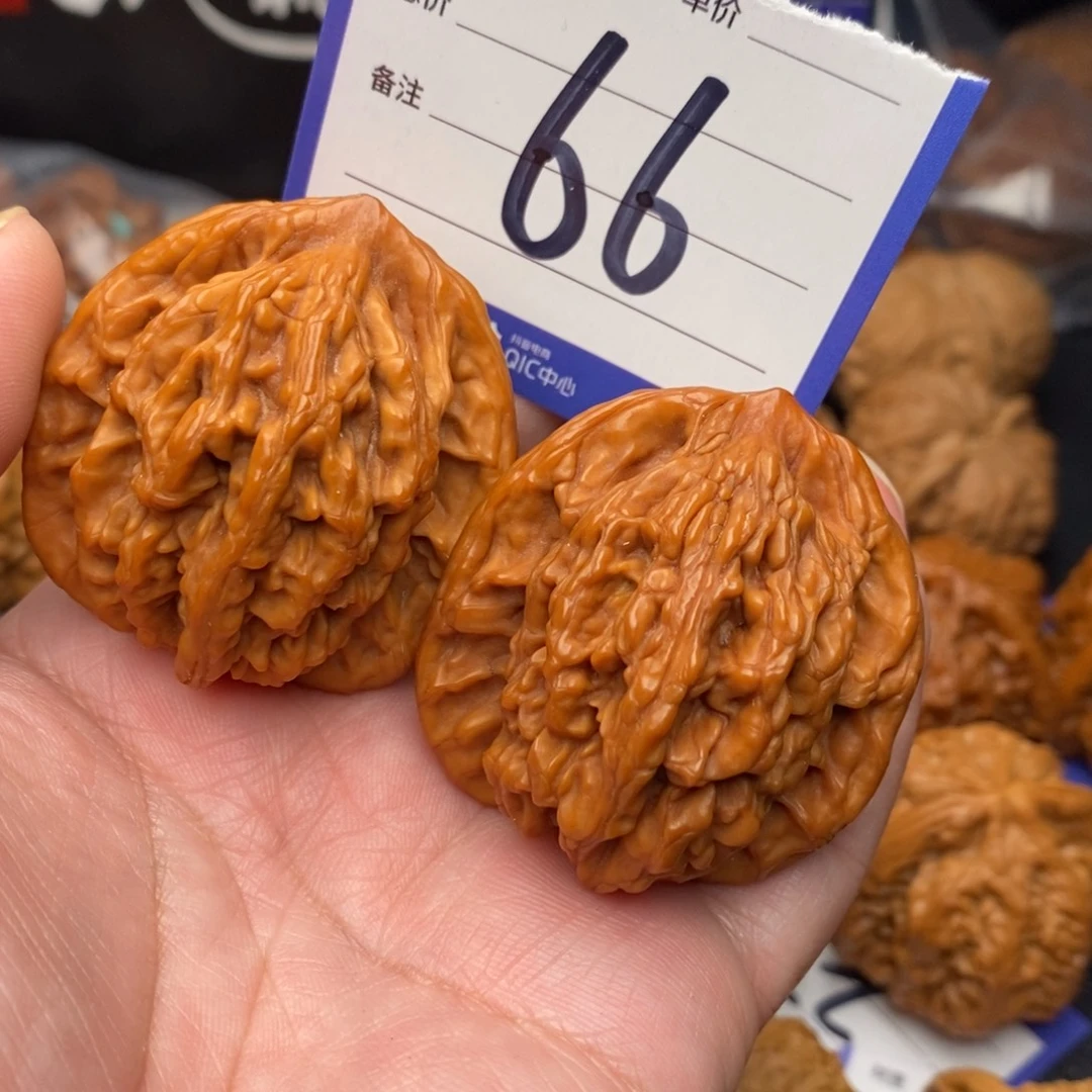 2***4桃核把件虎头42mom