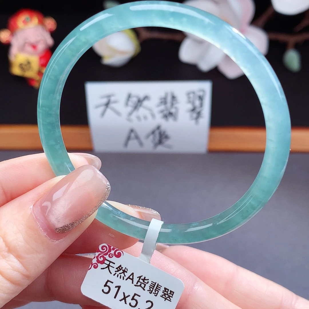 翡翠手镯（圆镯）未镶嵌