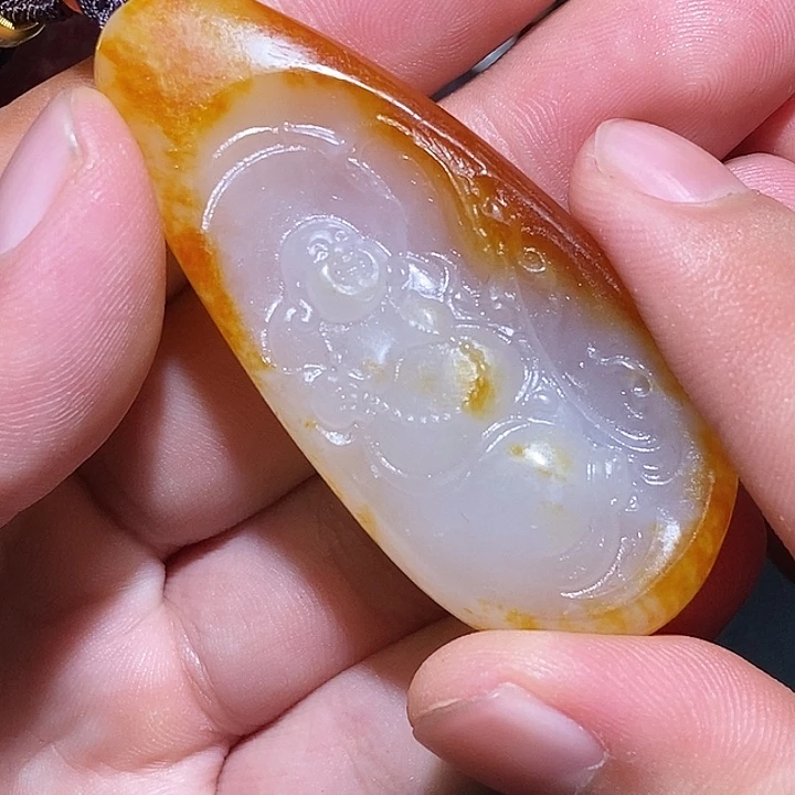 中***好和田玉未镶嵌颈饰CC