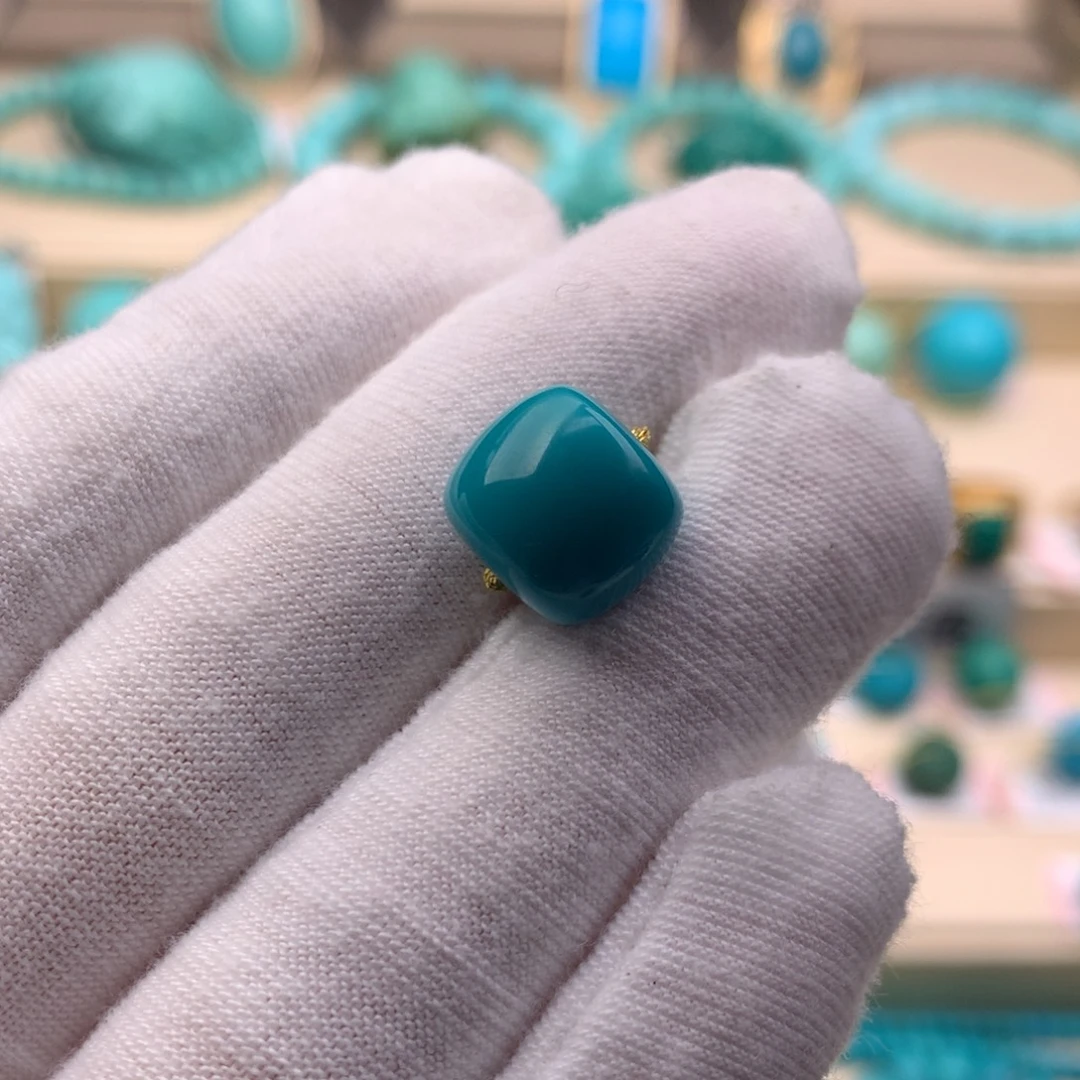 绿松石未镶嵌珠宝奇石11.3×10