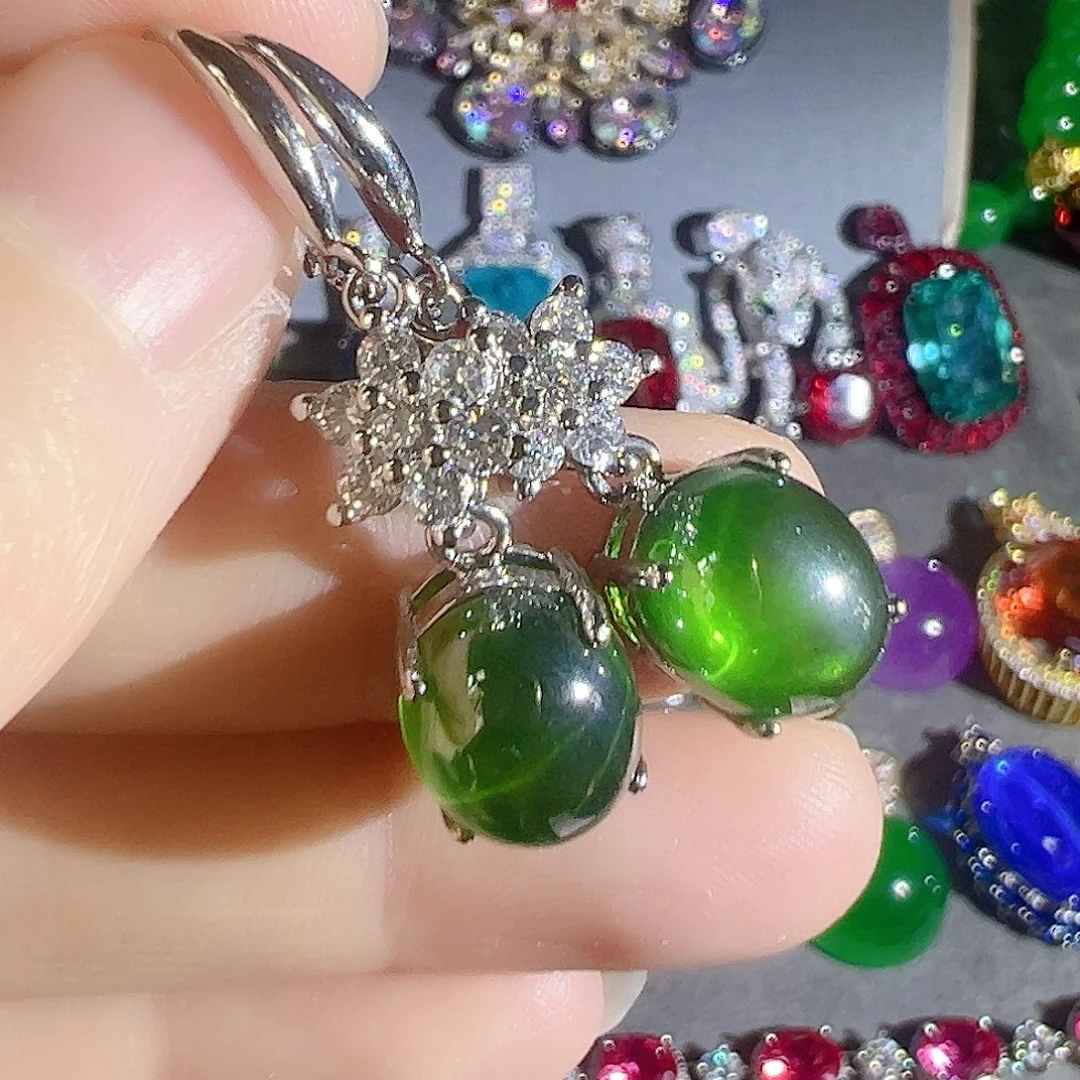 花岗石钨合金红色蓝色吊坠