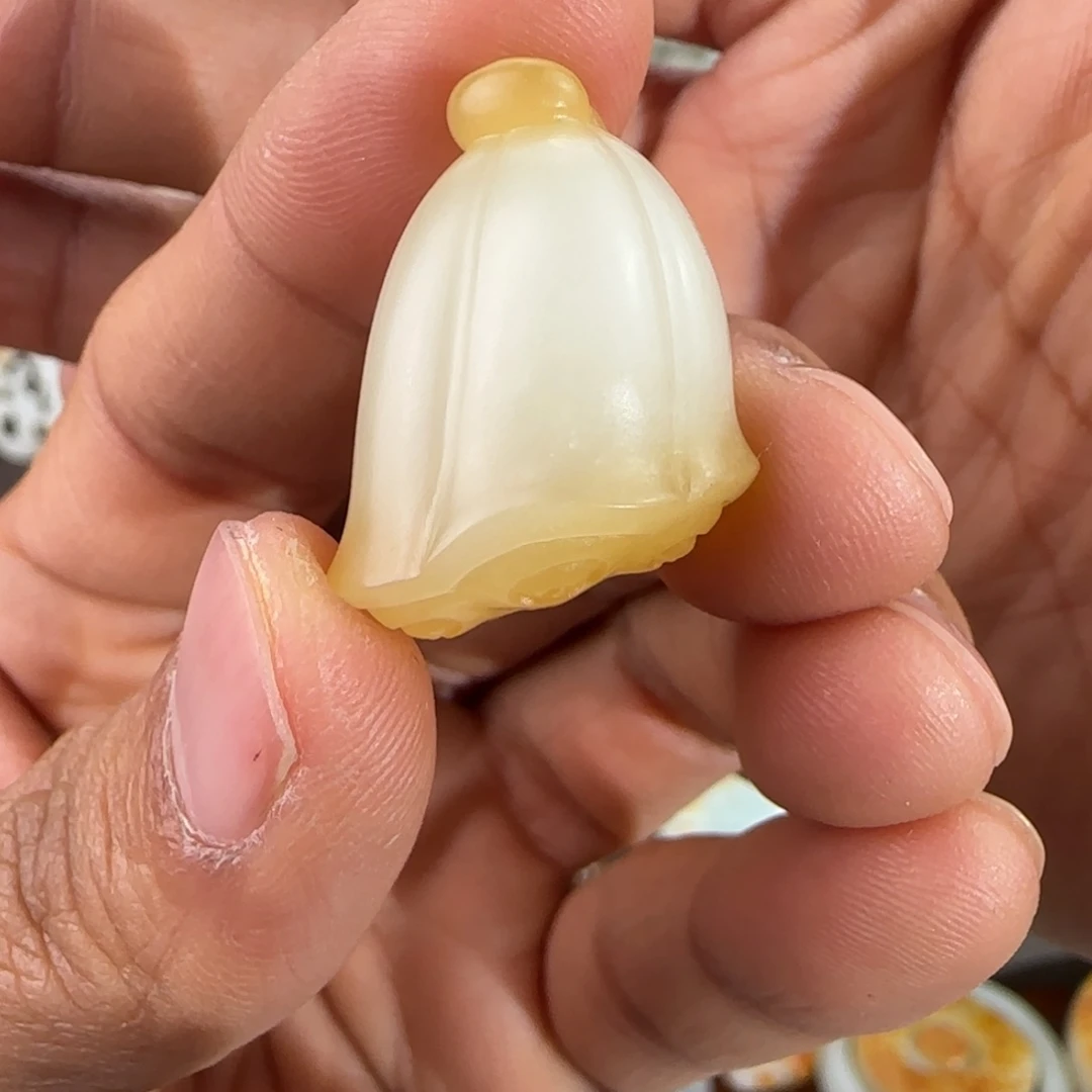 和田玉（糖玉）未镶嵌颈饰