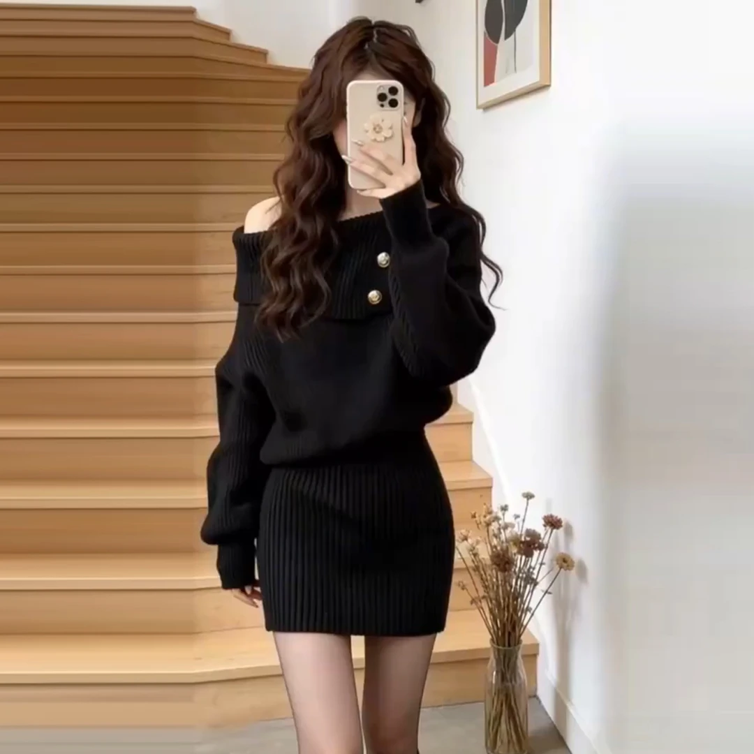 针织连衣裙子女秋冬冬2026新款包臀裙气质小个子香风内搭毛衣短裙