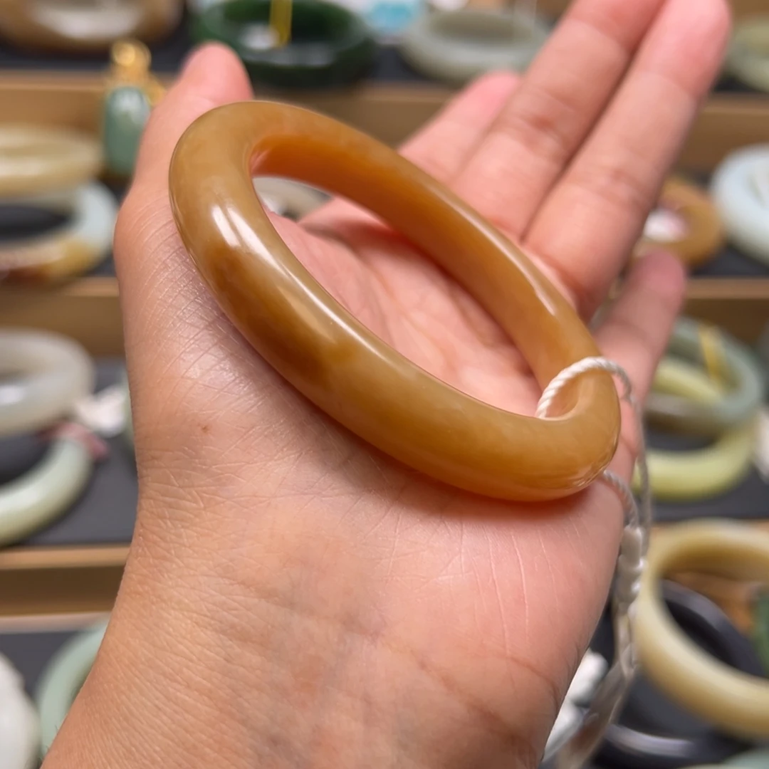 和田玉未镶嵌手镯55