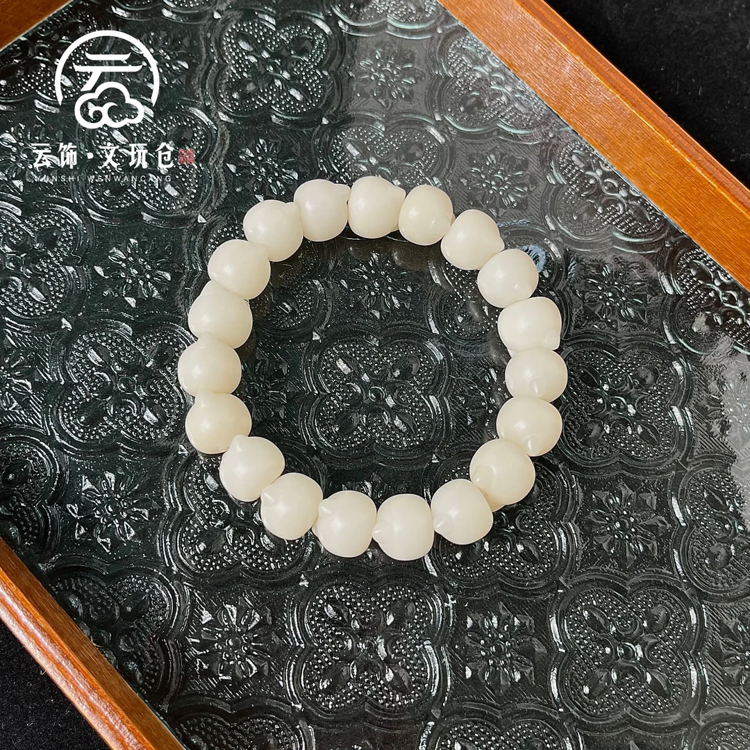 凝雪13mm  白菩提根雕刻猫头单圈  CS021-1170