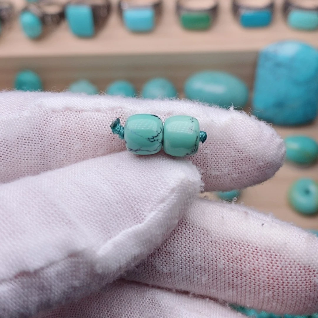 绿松石未镶嵌挂件