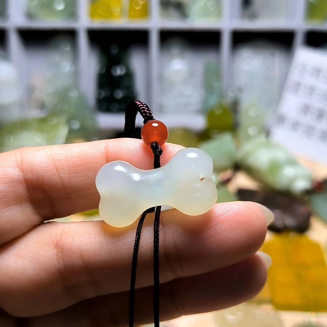 木***6蛇纹石玉未镶嵌颈饰