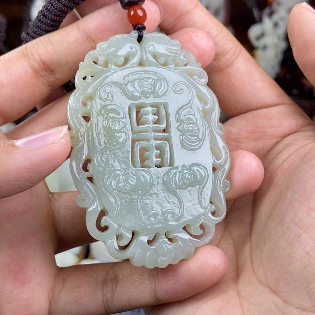 和田玉挂件未镶嵌阿*