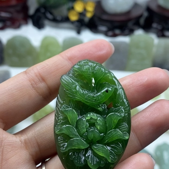 和田玉（糖玉）未镶嵌颈饰54
