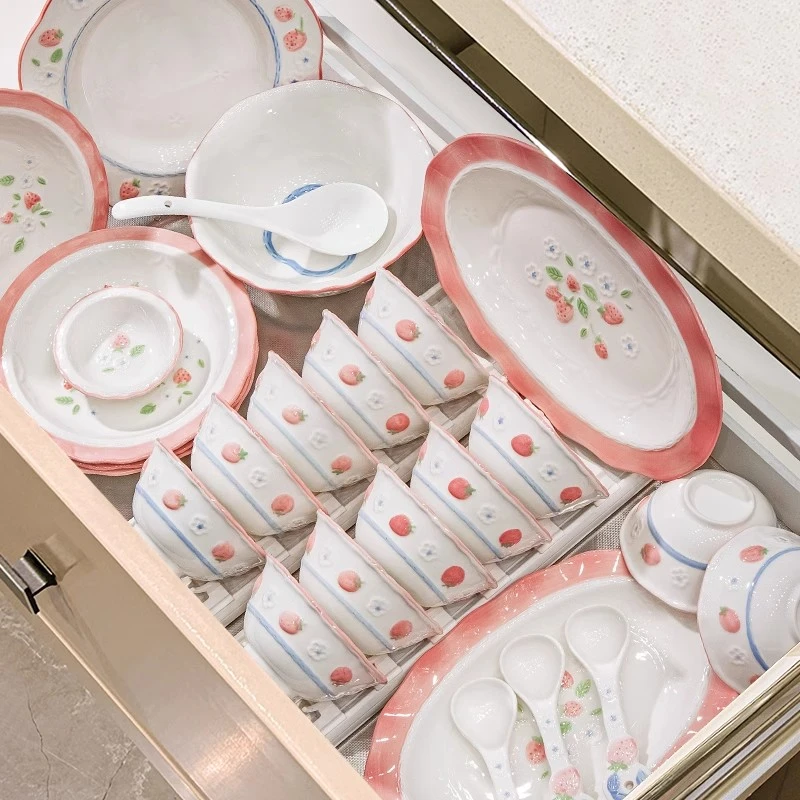 陶瓷餐具釉下彩高颜值碗盘可爱简约风乔迁新居送礼碗盘一套景德镇