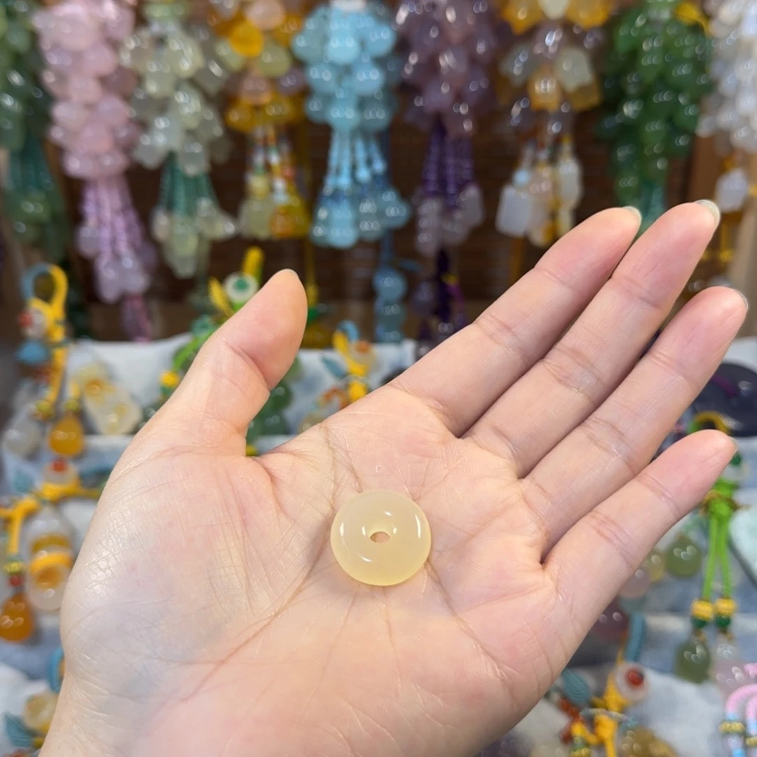 奶****未镶嵌手机挂件玛瑙/玉髓