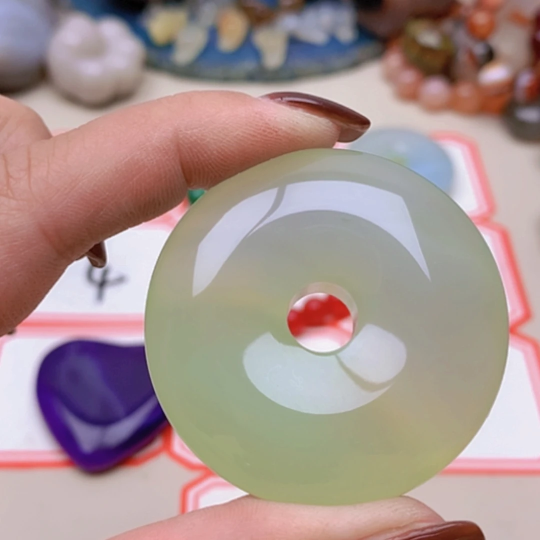 【闪购商品】未镶嵌玛瑙/玉髓珠宝半成品冰**角