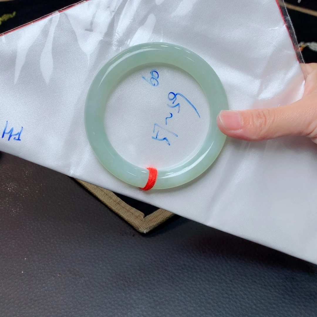 未镶嵌手镯翡翠翡翠