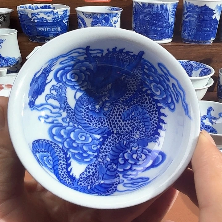 馬***.青花手工手绘杯子