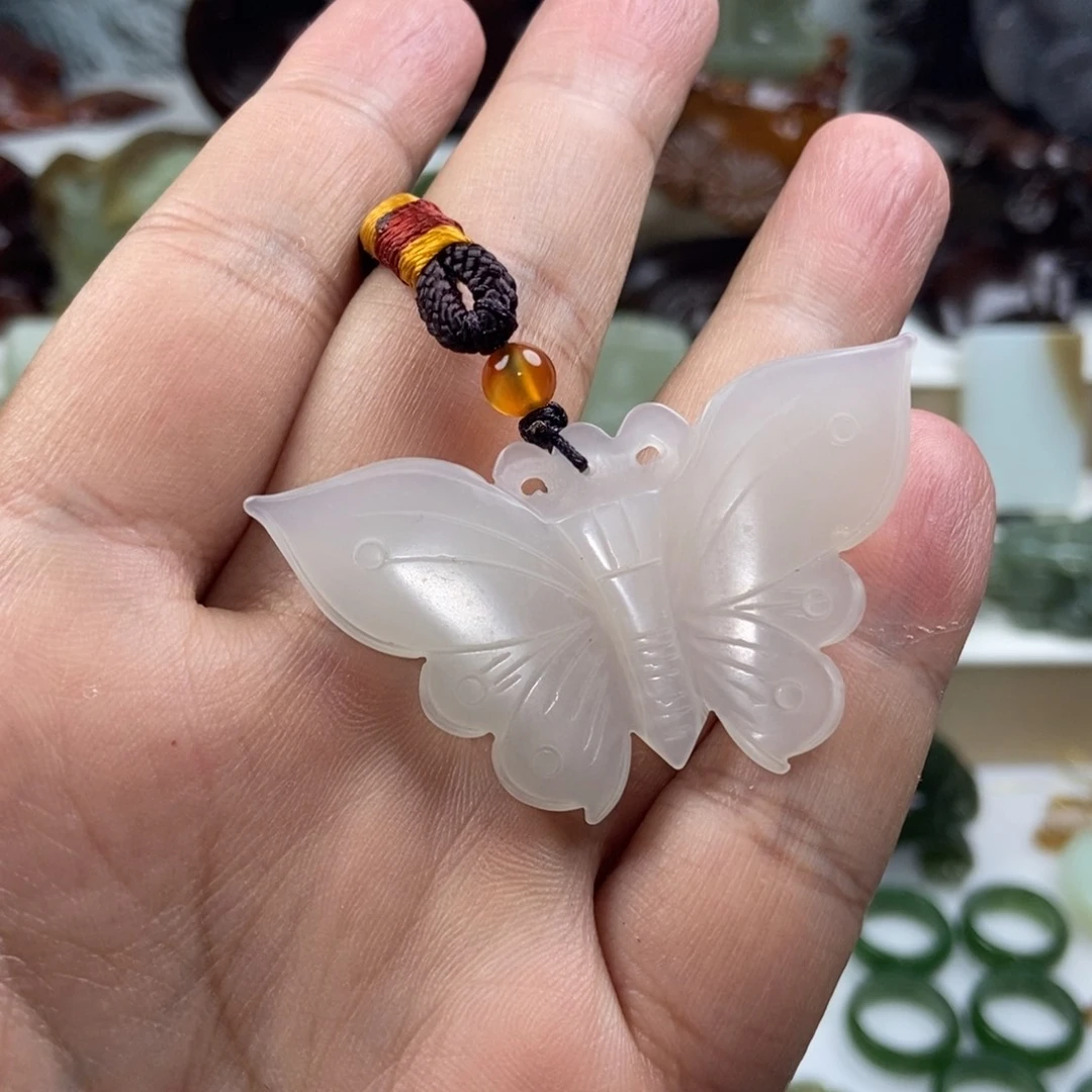 【闪购商品】吊坠(不含链)未镶嵌和田玉