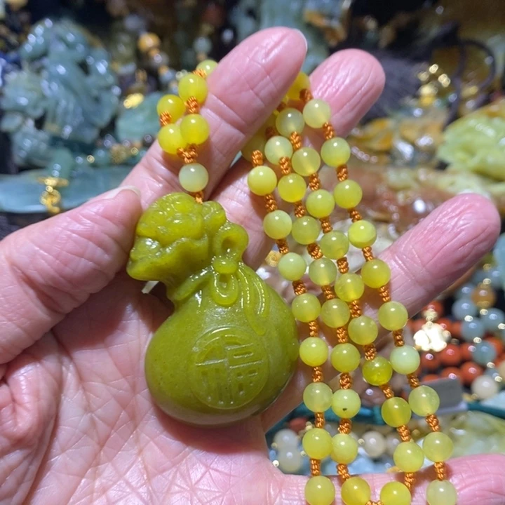 岫玉岫玉吊坠未镶嵌