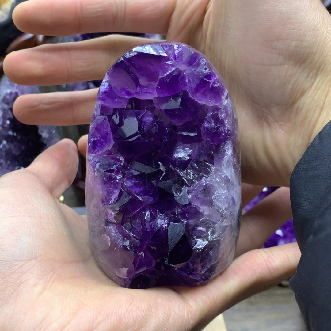 紫晶大型摆件（非配饰）未镶嵌