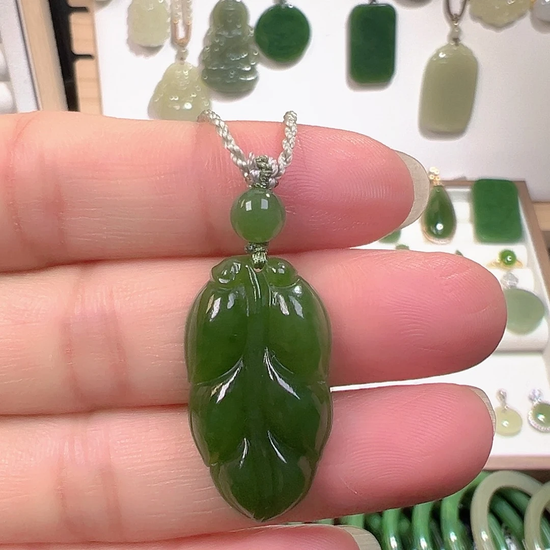 和田玉（碧玉）未镶嵌颈饰