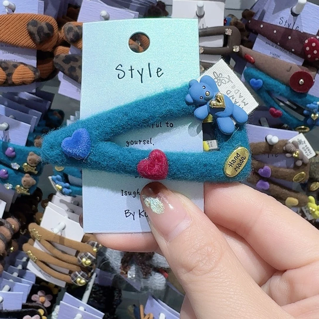 皮质铁合金泡菜小熊