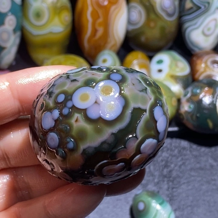 玛瑙/玉髓未镶嵌珠宝半成品19