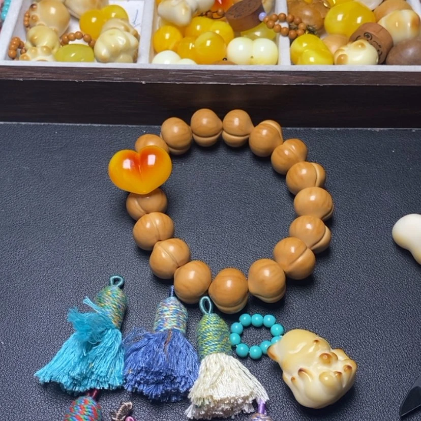 【闪购商品】吊坠猴头核桃柯*