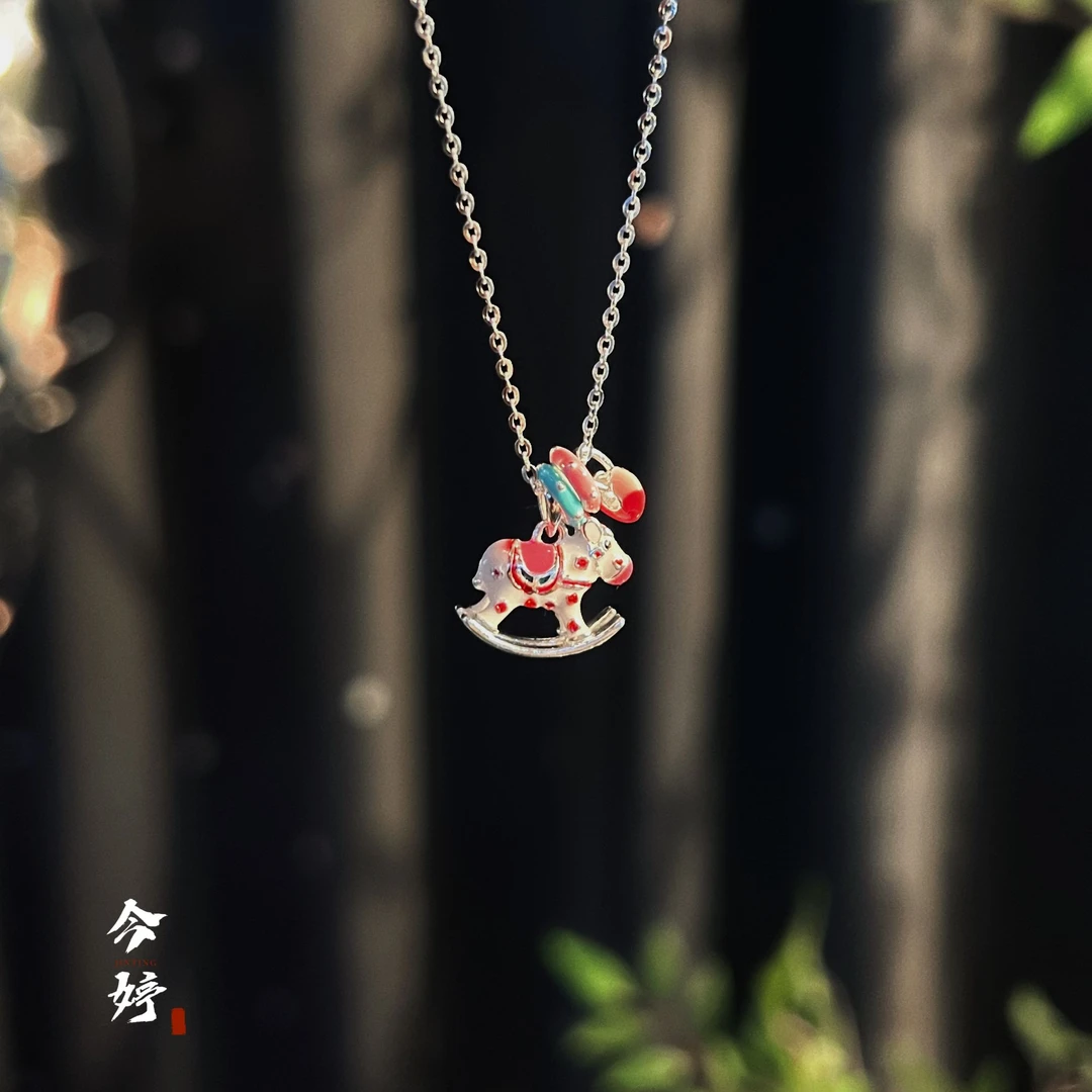 链子925银 设计感百搭小众彩色可爱个性小木马项链配饰-HT25036X