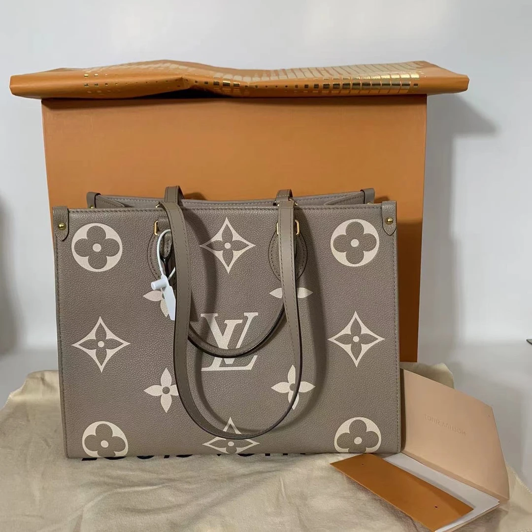 95新 LouisVuitton/路易威登 捐金沉珠/中号大象灰onthego