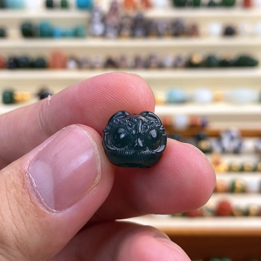 翡翠未镶嵌颈饰隔珠