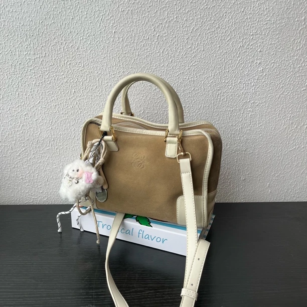 95新 LOEWE/罗意威 【今物】麂皮拼皮Amanzona手提斜挎包