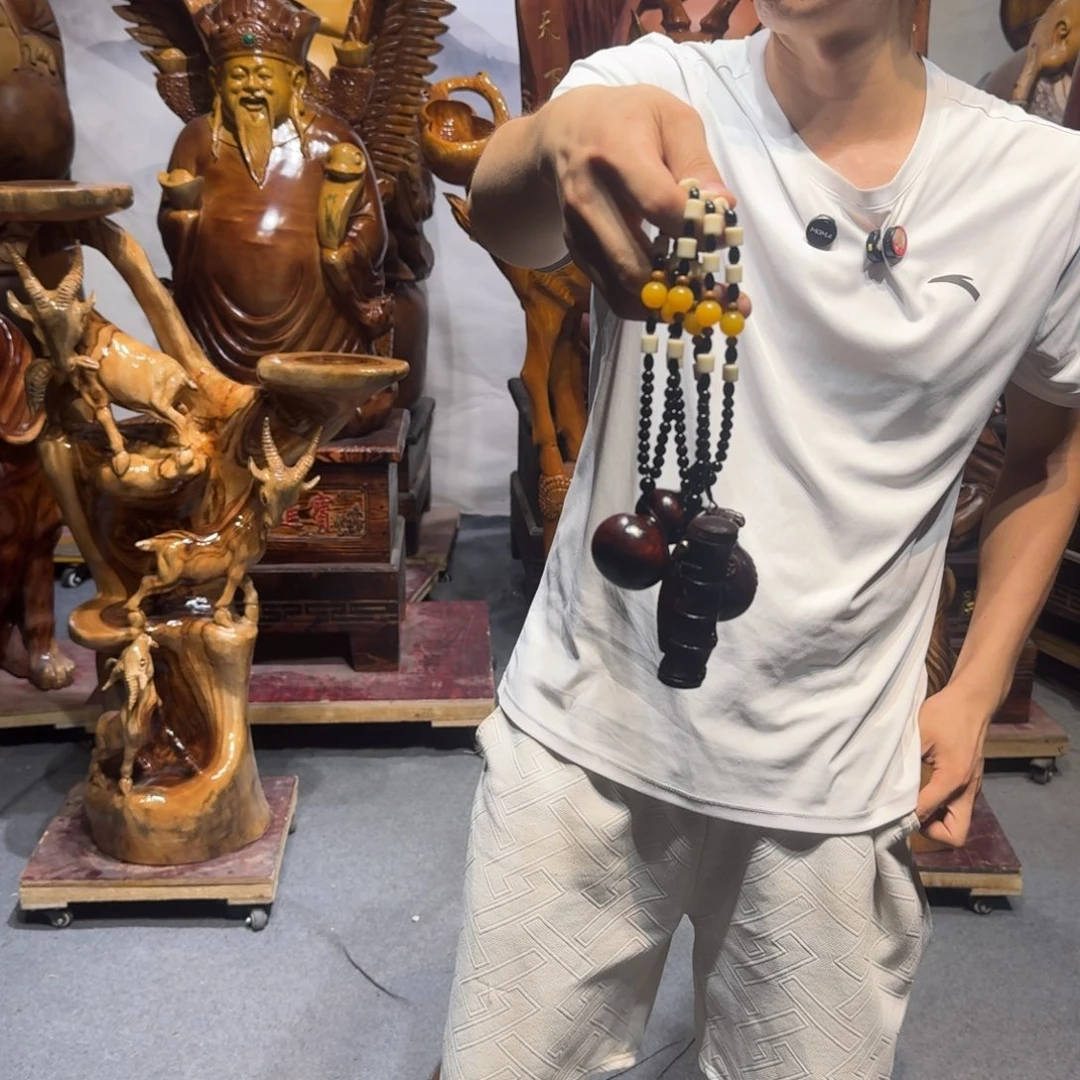 香樟木三个摆件一起