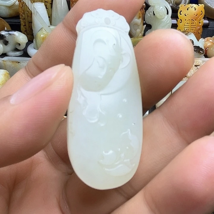 颈饰未镶嵌和田玉