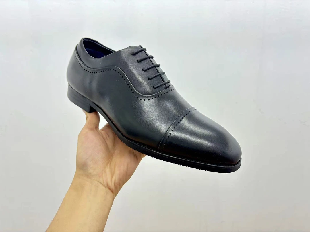 大牌真皮断码男鞋  系带正装休闲皮鞋  公拍链接