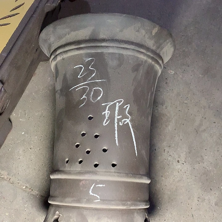 花盆紫砂紫砂的颜色很好看