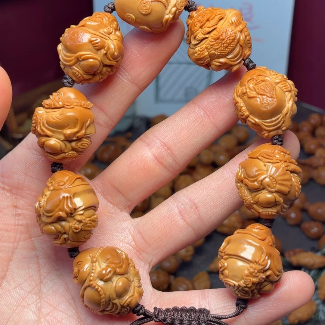 橄榄核吊坠八星报喜