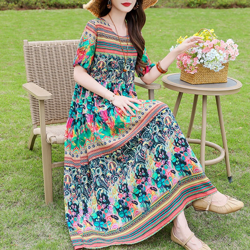 棉绸拍照碎花复古连衣裙度假旅游显瘦长裙大理民族风草原高腰丽江