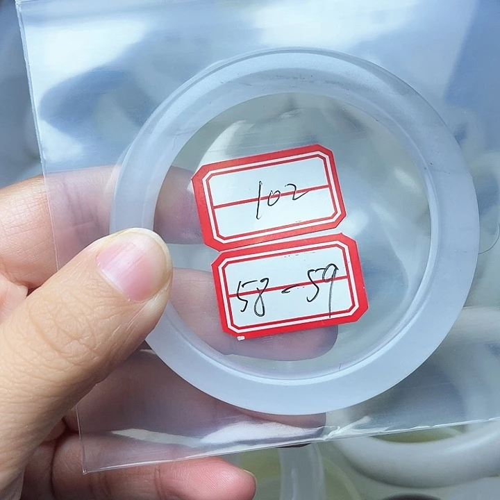 石英质玉手镯未镶嵌102