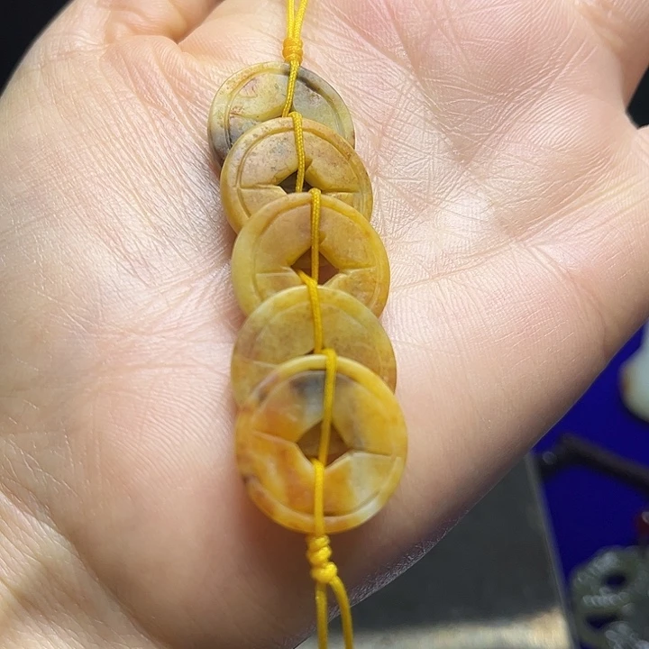 和田玉（糖玉）未镶嵌颈饰