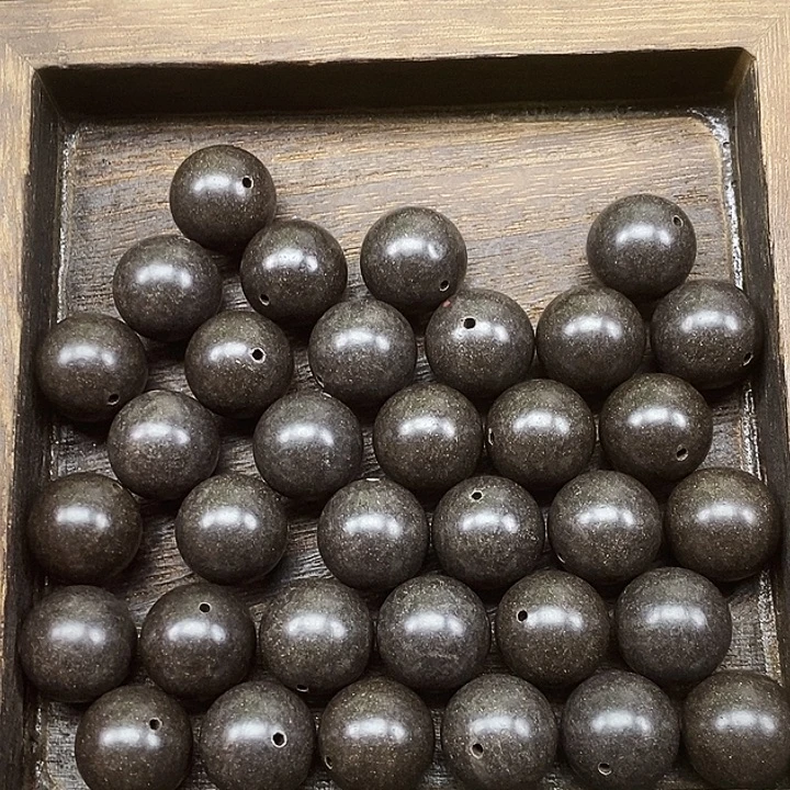 黑金大四合1.5天然合香珠到手20颗打底微瑕