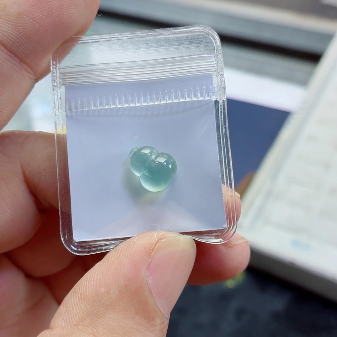 未镶嵌定制翡翠挂件