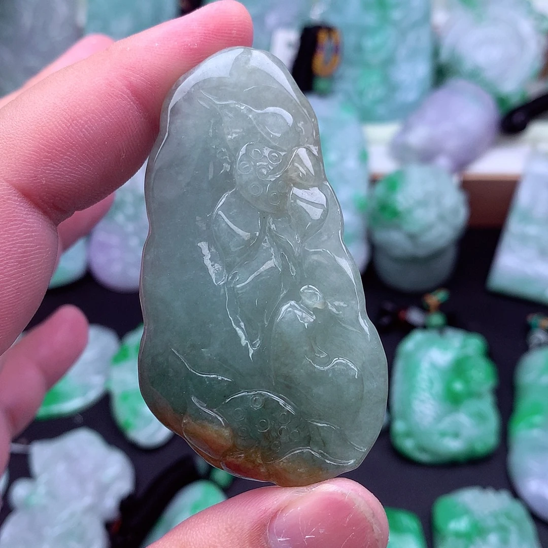 吊坠(不含链)未镶嵌翡翠