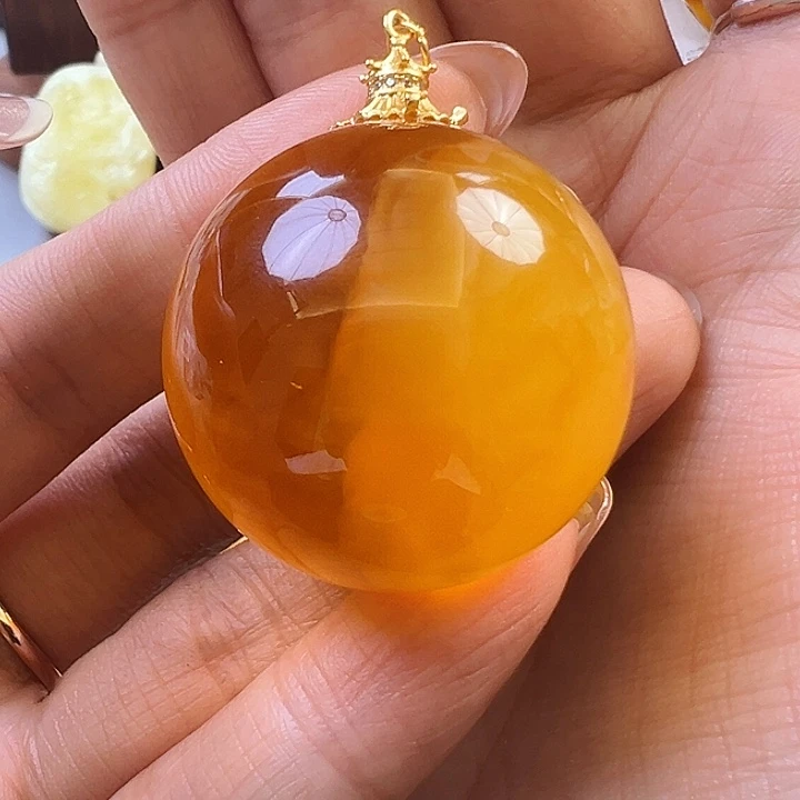 蜜蜡未镶嵌珠宝奇石