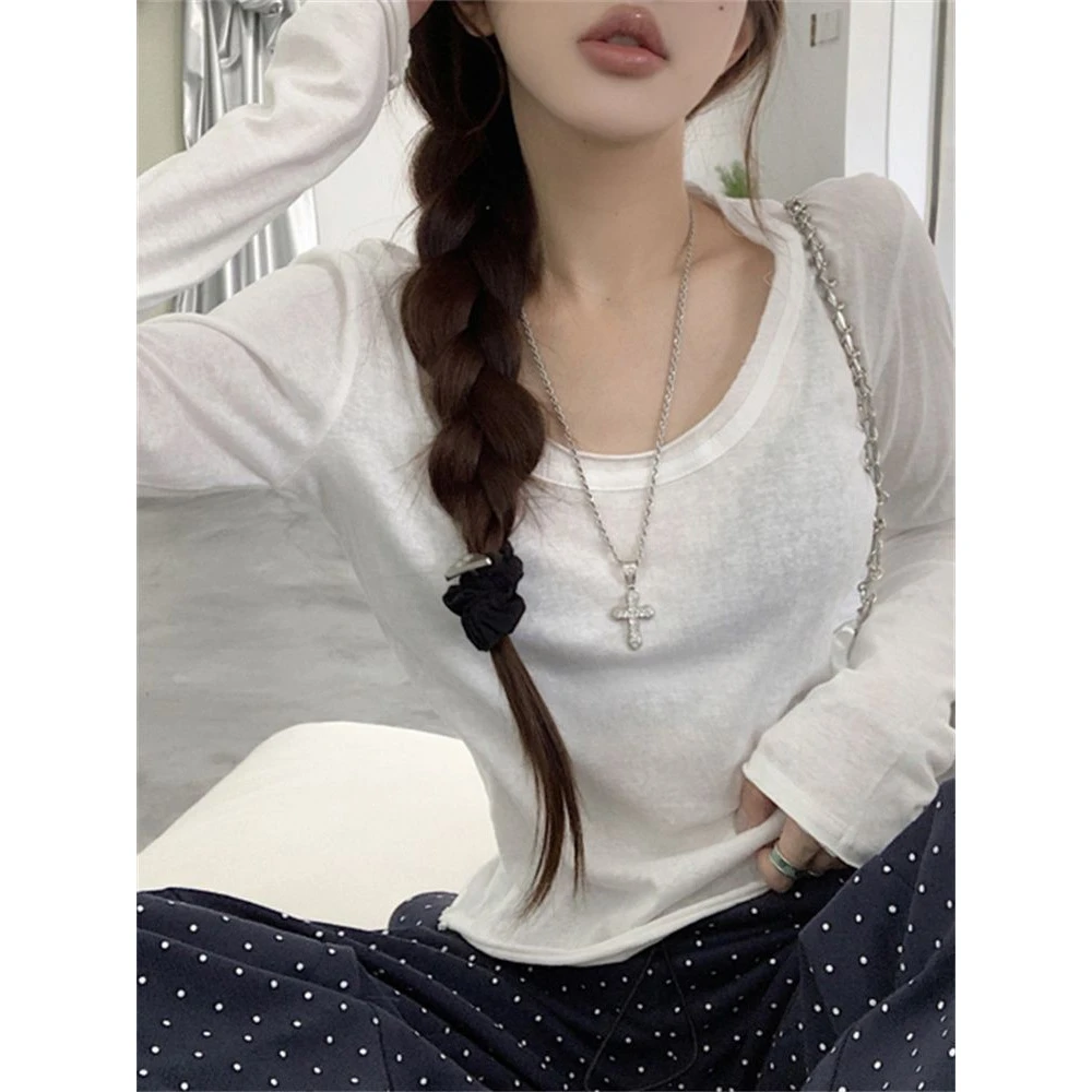 白色防晒卷边薄款长袖T恤衫女2025秋季韩版短款修身显瘦别致上衣